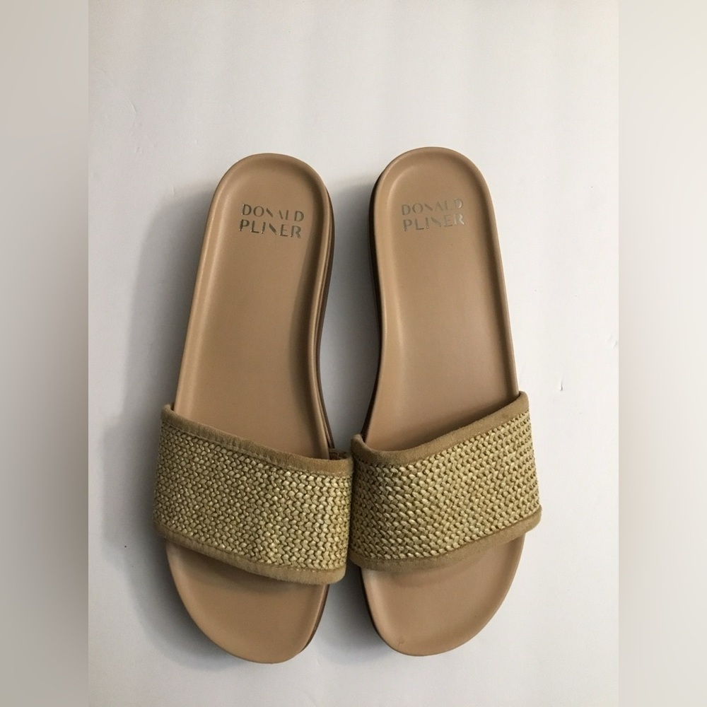 Donald Pliner sandals size 11 - Picture 2 of 8